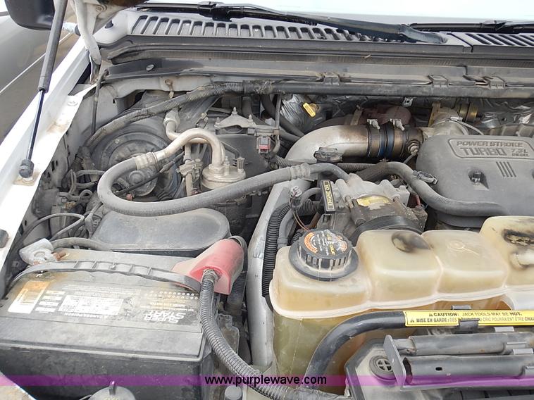 image for item AP9152 1999 Ford F350 cargo box truck