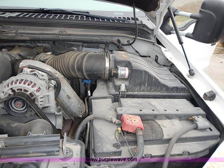 image for item AP9152 1999 Ford F350 cargo box truck