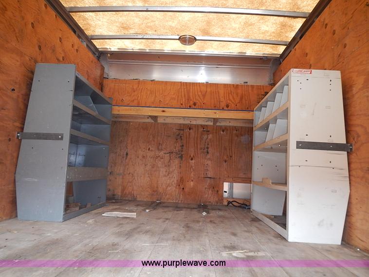 image for item AP9152 1999 Ford F350 cargo box truck