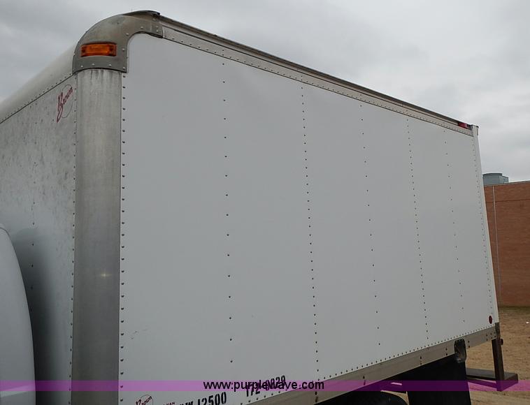 image for item AP9152 1999 Ford F350 cargo box truck