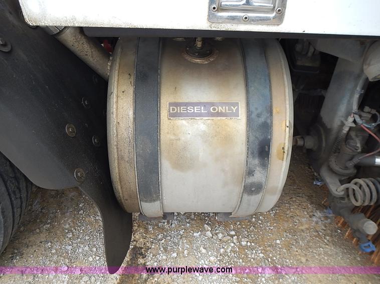 image for item AP9155 2003 Elgin Freightliner Road Wizard street sweeper