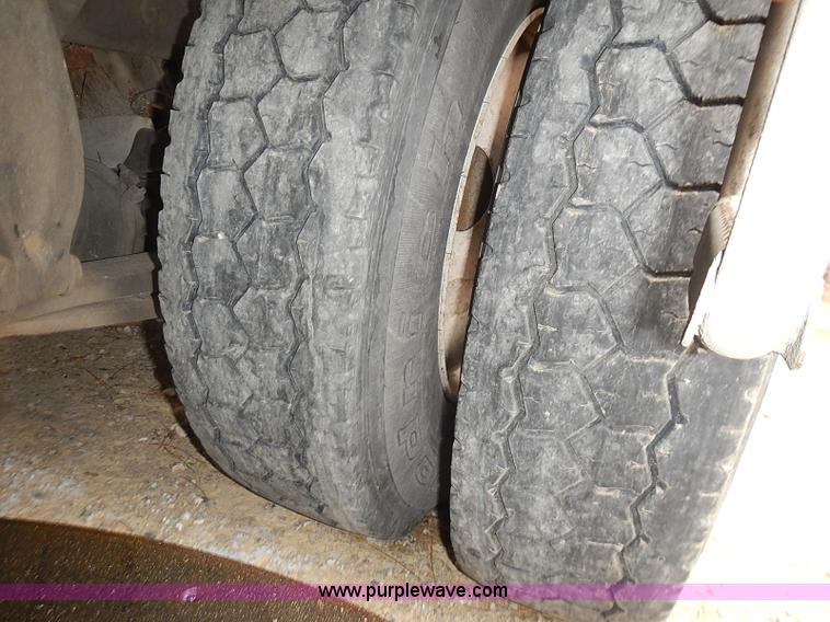 image for item AP9155 2003 Elgin Freightliner Road Wizard street sweeper