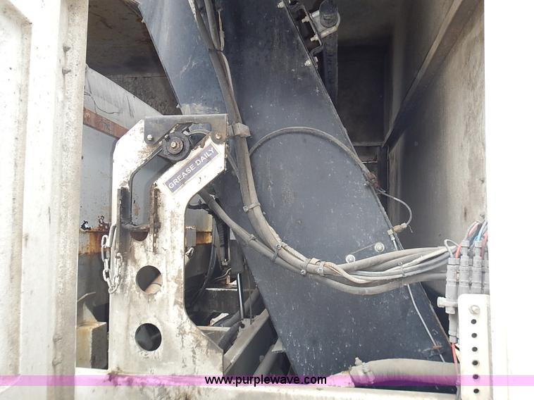 image for item AP9155 2003 Elgin Freightliner Road Wizard street sweeper