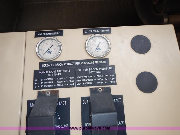 image for item AP9155 2003 Elgin Freightliner Road Wizard street sweeper