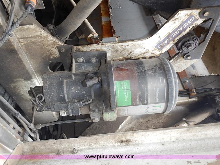 image for item AP9155 2003 Elgin Freightliner Road Wizard street sweeper