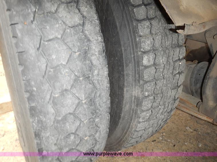 image for item AP9155 2003 Elgin Freightliner Road Wizard street sweeper