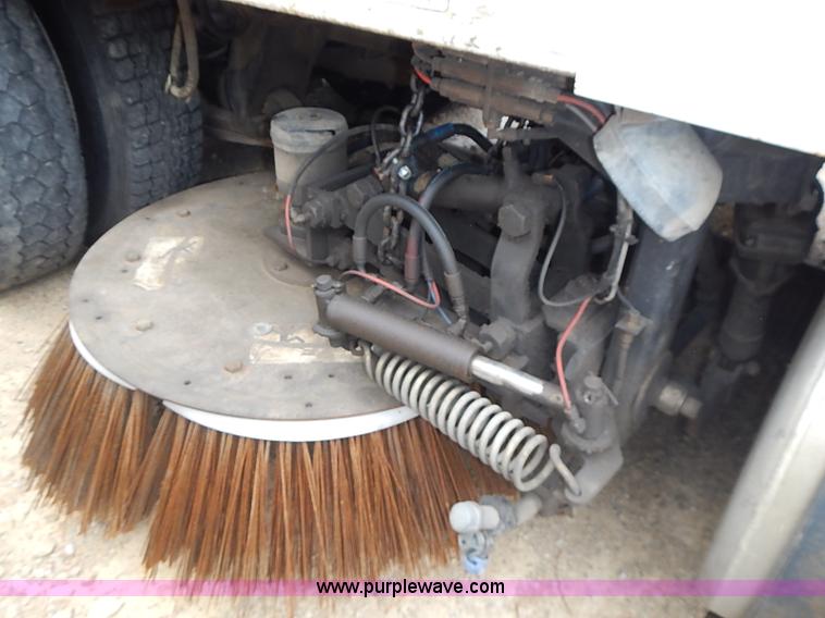 image for item AP9155 2003 Elgin Freightliner Road Wizard street sweeper
