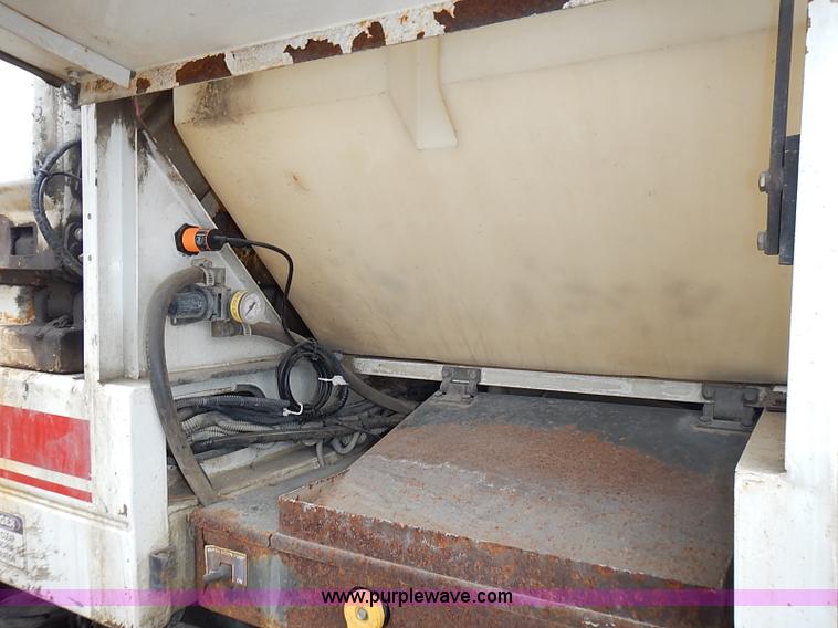 image for item AP9155 2003 Elgin Freightliner Road Wizard street sweeper