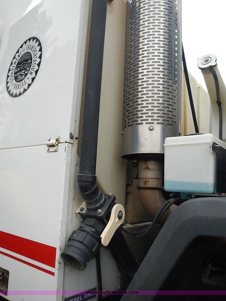 image for item AP9155 2003 Elgin Freightliner Road Wizard street sweeper