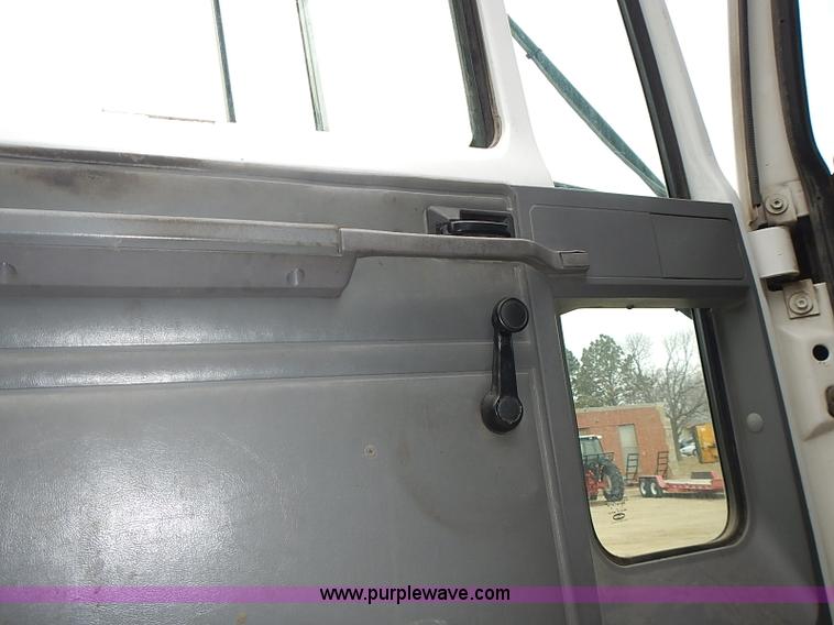 image for item AP9155 2003 Elgin Freightliner Road Wizard street sweeper