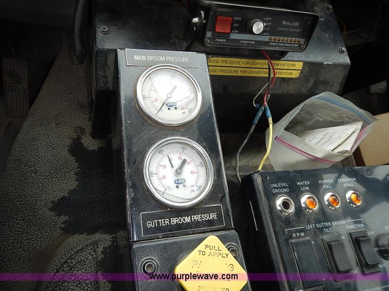 image for item AP9155 2003 Elgin Freightliner Road Wizard street sweeper