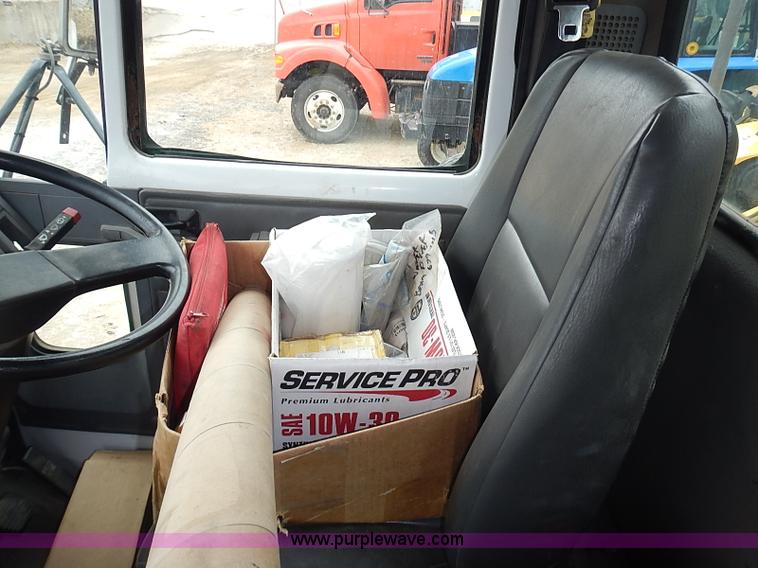 image for item AP9155 2003 Elgin Freightliner Road Wizard street sweeper