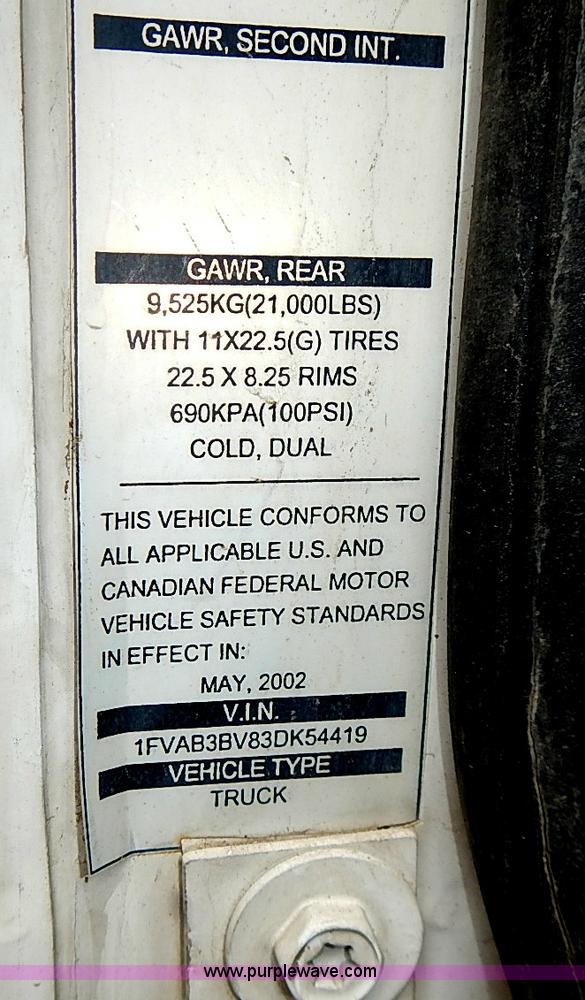 image for item AP9155 2003 Elgin Freightliner Road Wizard street sweeper