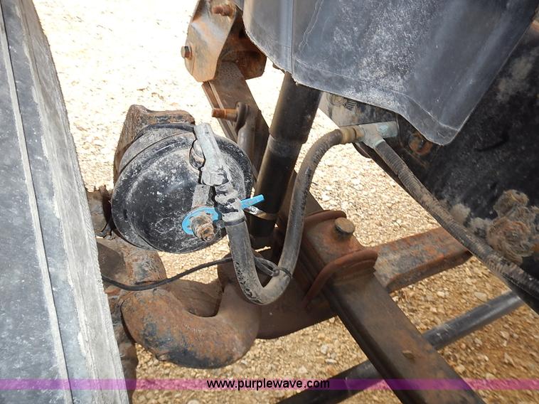 image for item AP9156 2006 International 7400SFA dump truck