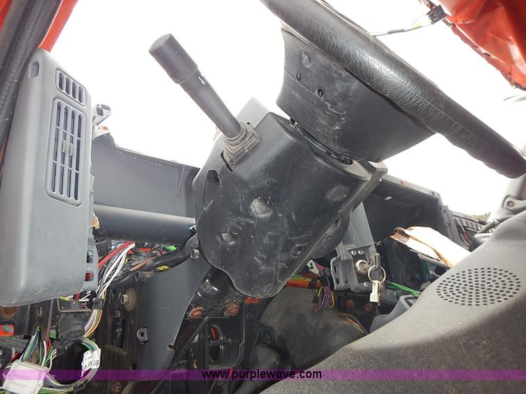 image for item AP9156 2006 International 7400SFA dump truck