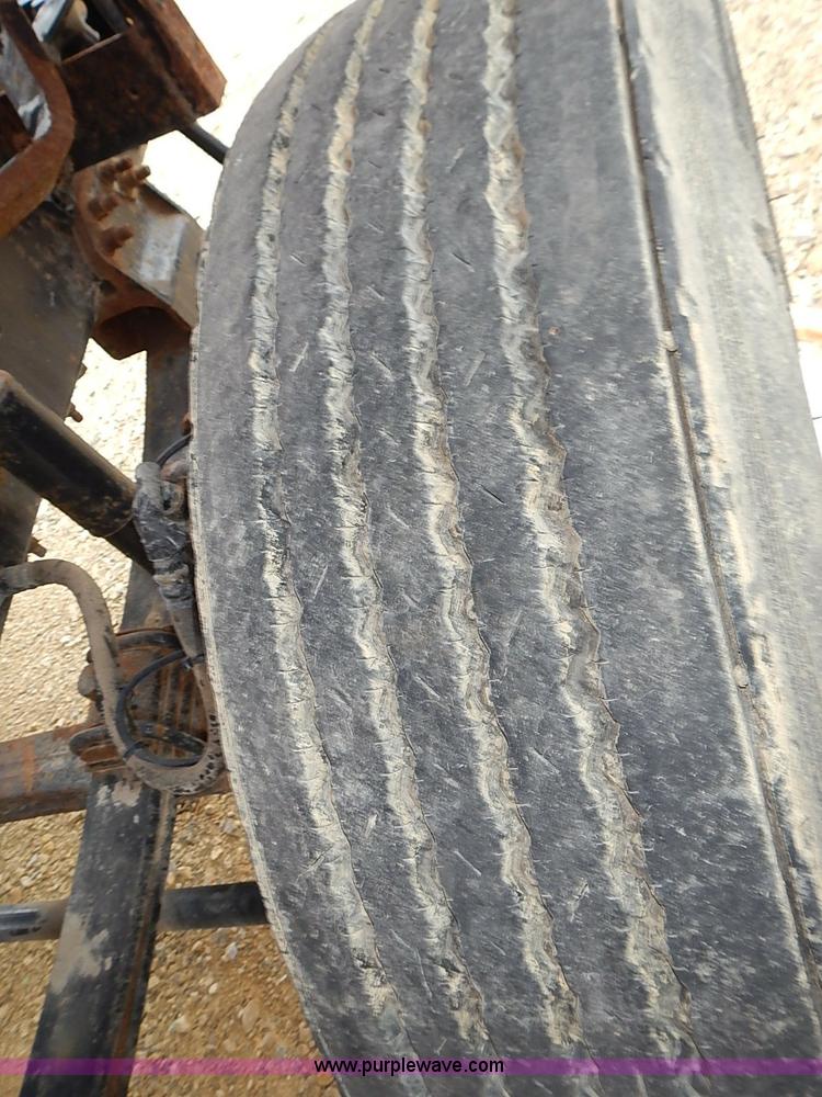 image for item AP9156 2006 International 7400SFA dump truck