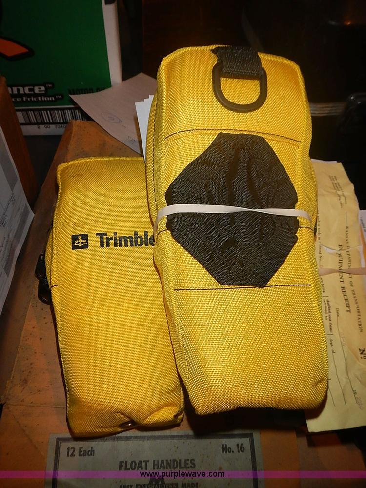 image for item AP9164 Assorted surveying equipment