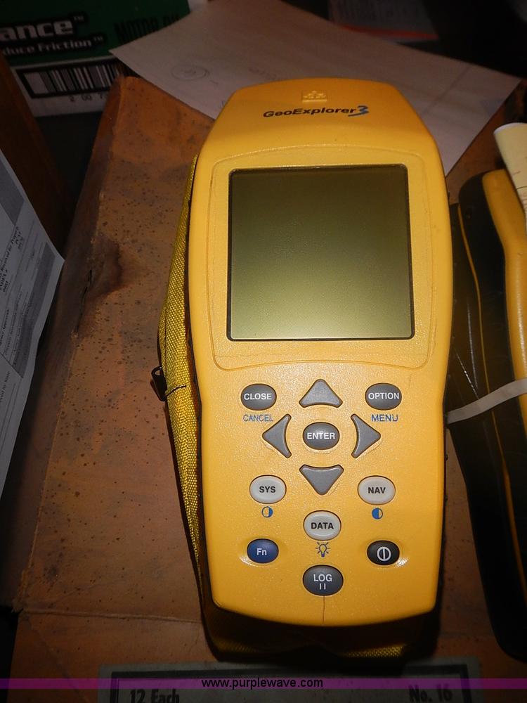 image for item AP9164 Assorted surveying equipment