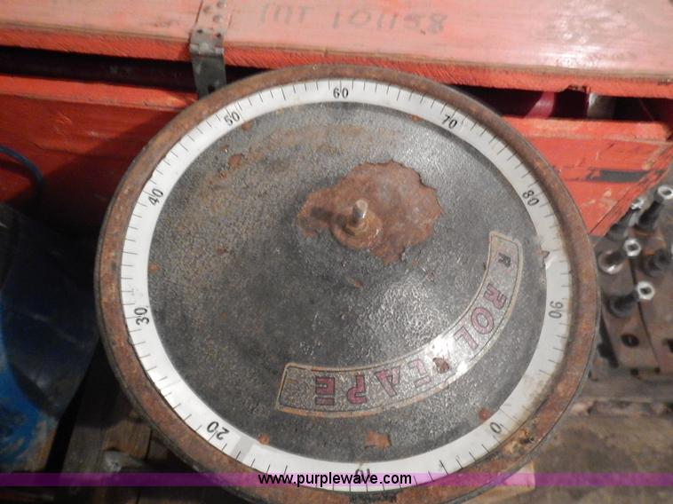 image for item AP9165 Assorted tools