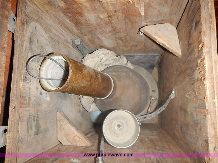 image for item AP9165 Assorted tools