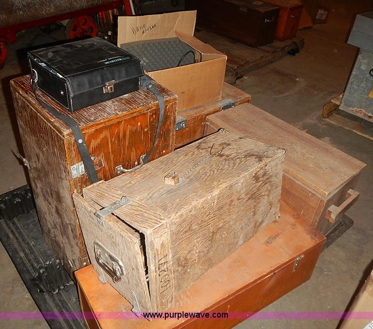 image for item AP9165 Assorted tools