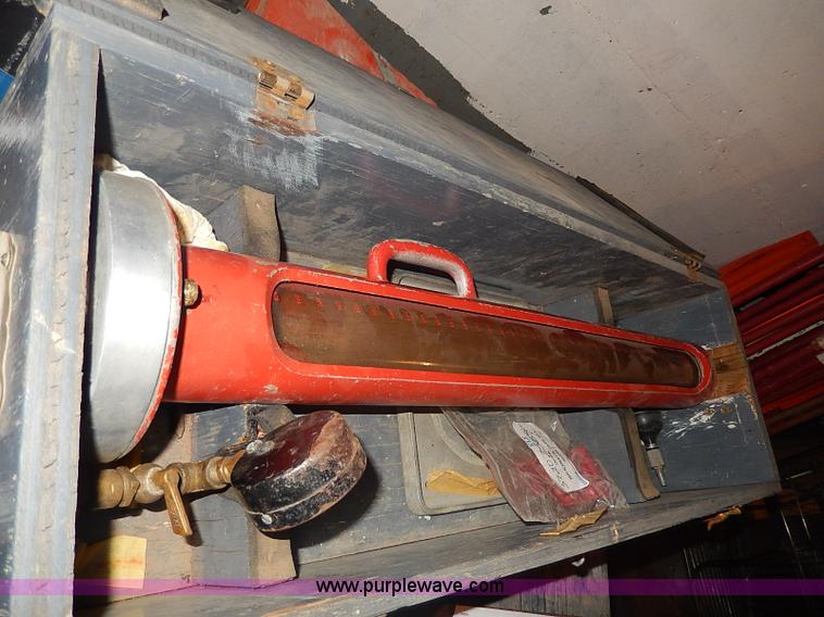 image for item AP9165 Assorted tools