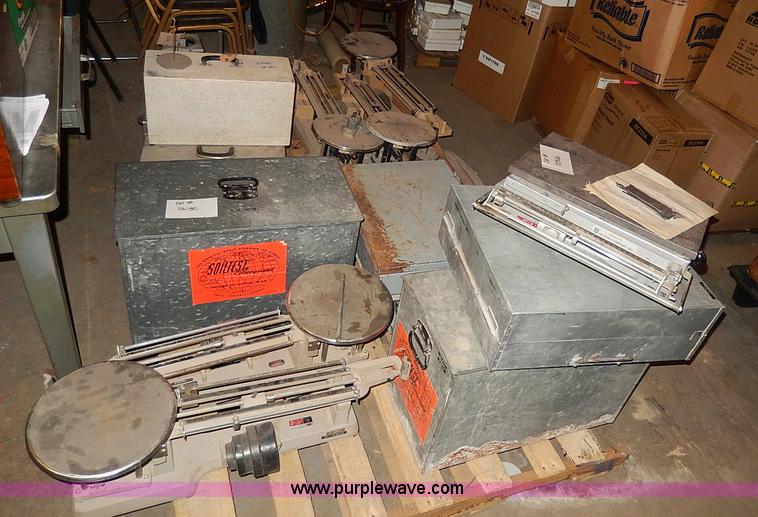 image for item AP9166 Assorted scales