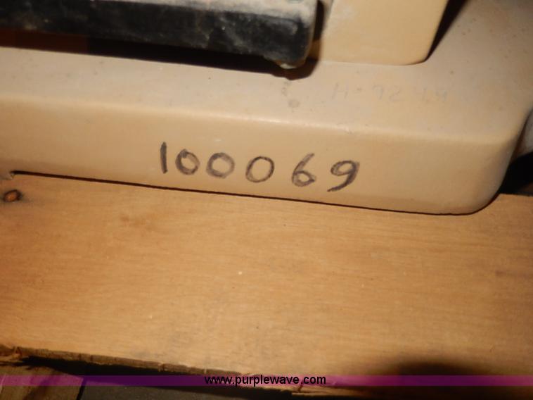 image for item AP9166 Assorted scales