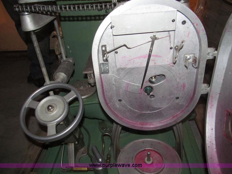 image for item AY9851 (2) recording beam testers