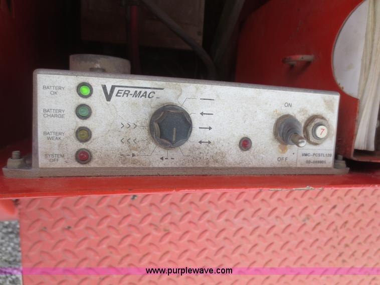 image for item F6802 2002 Ver-Mac ST-4825 arrow board sign trailer