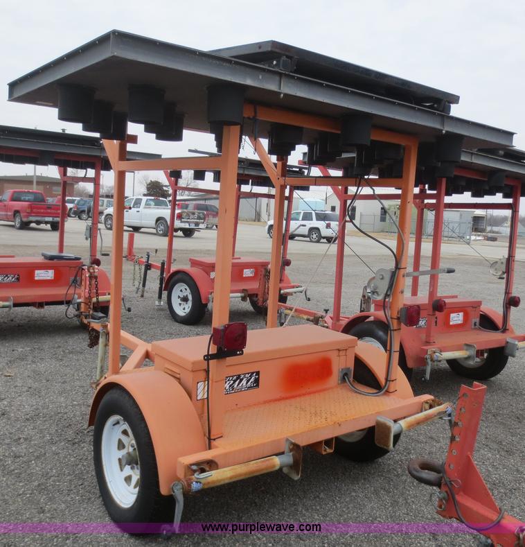 image for item F6803 2003 Ver-Mac ST-4825 arrow board sign trailer