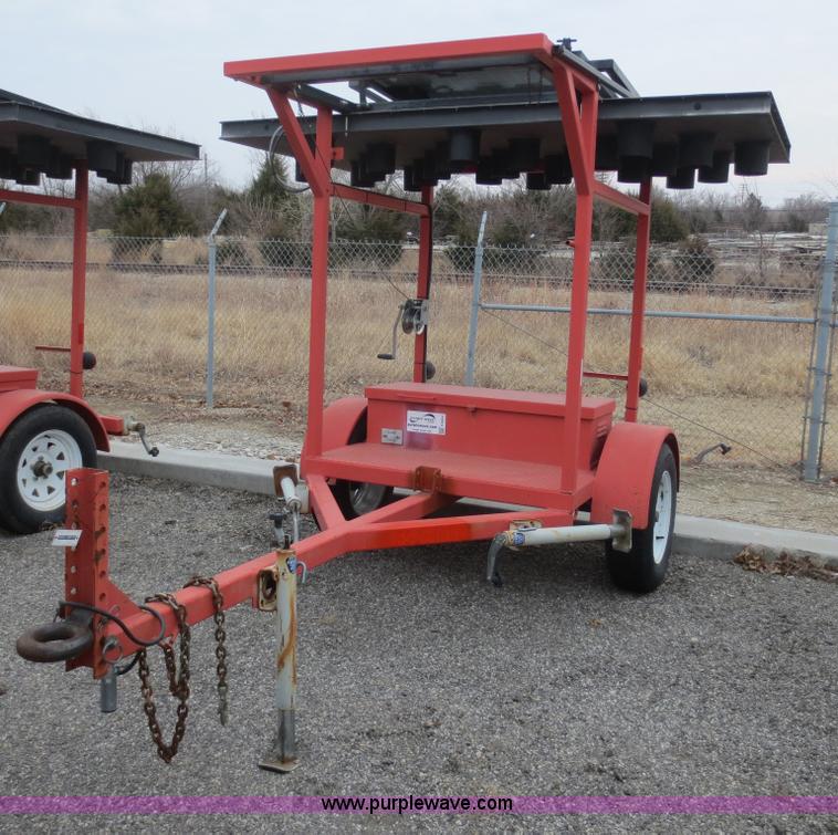 image for item F6804 2002 Ver-Mac ST-4825 arrow board sign trailer