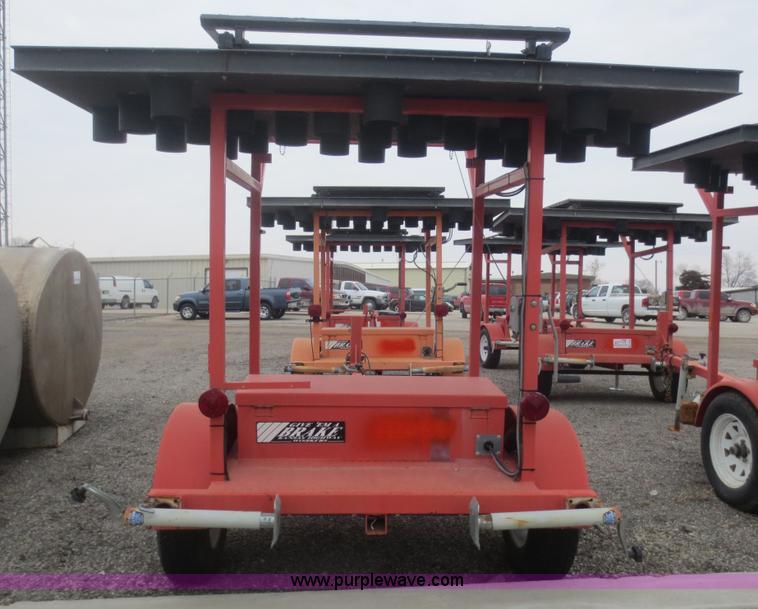 image for item F6804 2002 Ver-Mac ST-4825 arrow board sign trailer