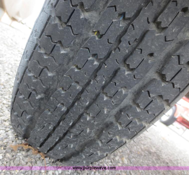 image for item F6804 2002 Ver-Mac ST-4825 arrow board sign trailer