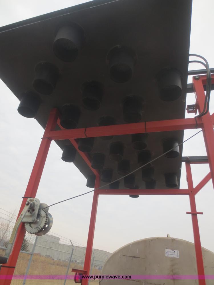 image for item F6804 2002 Ver-Mac ST-4825 arrow board sign trailer