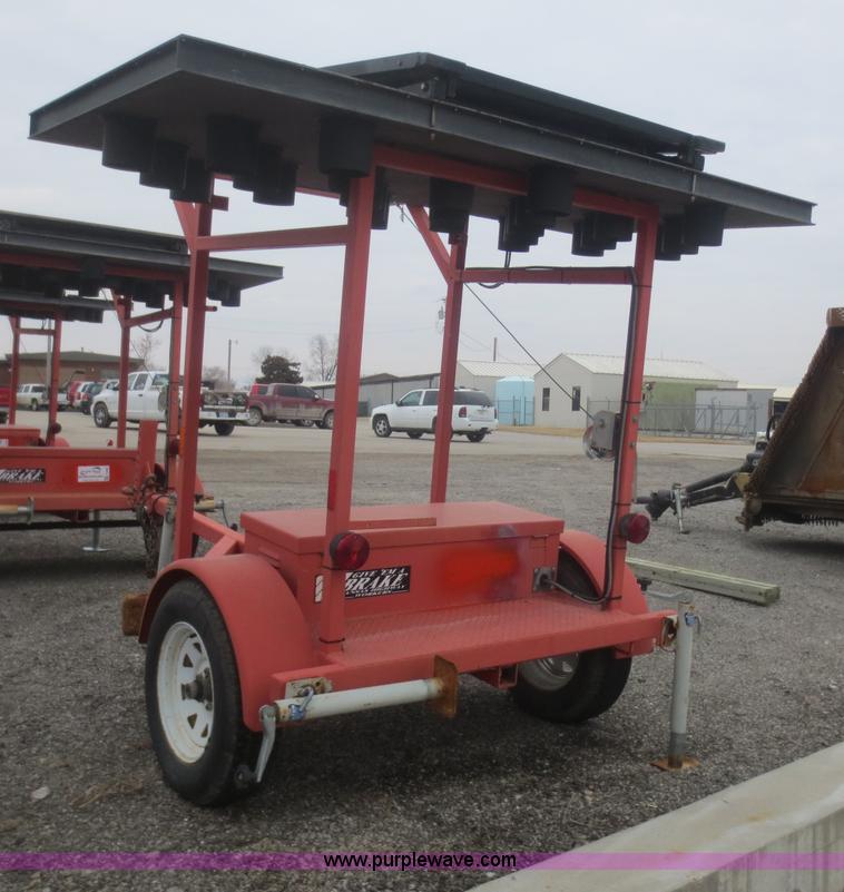 image for item F6805 2002 Ver-Mac ST-4825 arrow board sign trailer