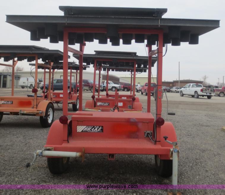 image for item F6805 2002 Ver-Mac ST-4825 arrow board sign trailer