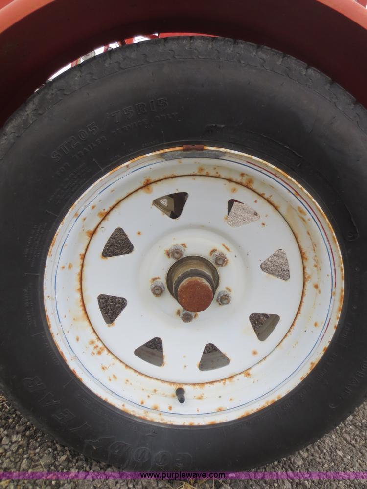 image for item F6805 2002 Ver-Mac ST-4825 arrow board sign trailer