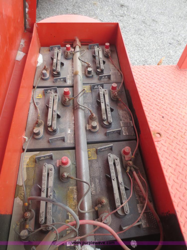 image for item F6805 2002 Ver-Mac ST-4825 arrow board sign trailer