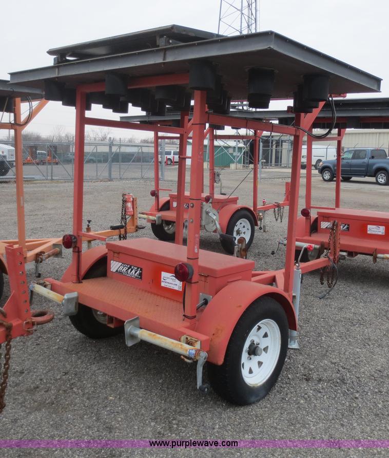 image for item F6806 2002 Ver-Mac ST-4825 arrow board sign trailer