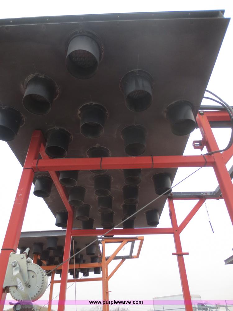 image for item F6806 2002 Ver-Mac ST-4825 arrow board sign trailer