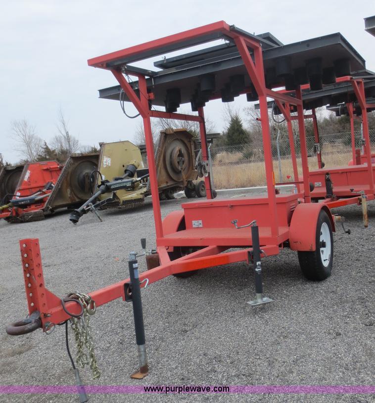 image for item F6807 2002 Ver-Mac ST-4825 arrow board sign trailer