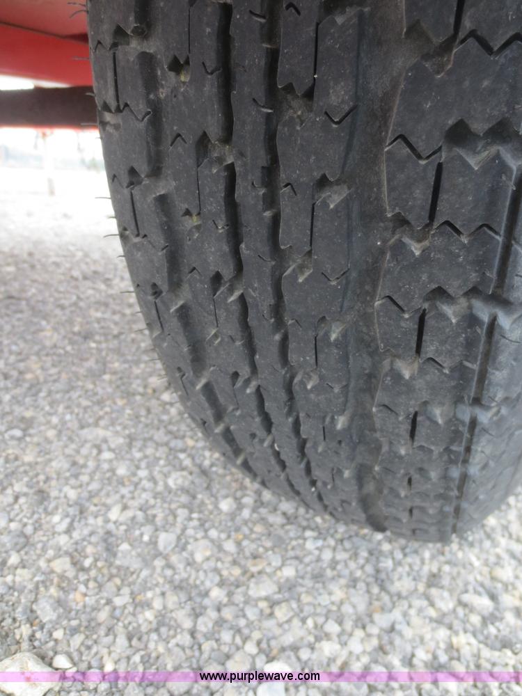 image for item F6807 2002 Ver-Mac ST-4825 arrow board sign trailer