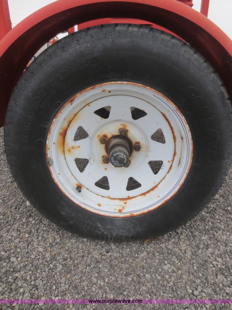 image for item F6807 2002 Ver-Mac ST-4825 arrow board sign trailer