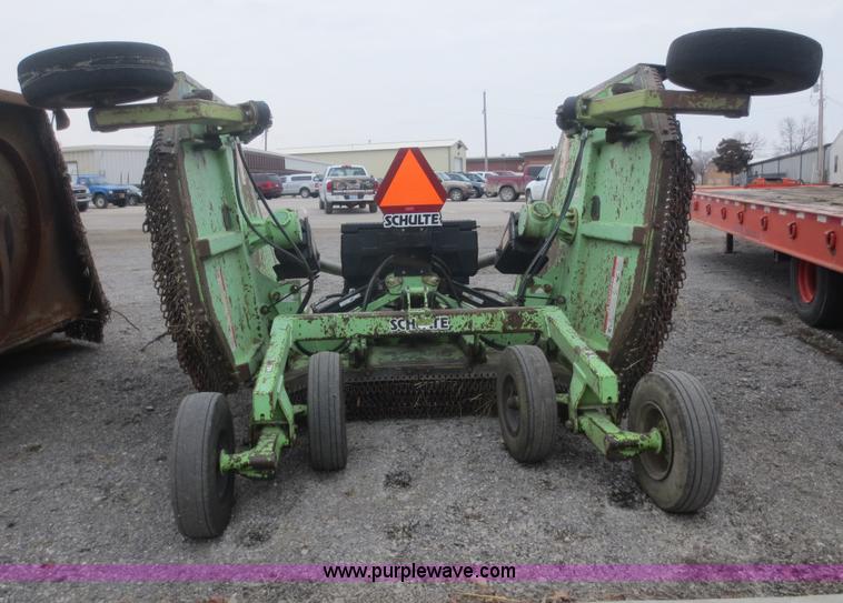 image for item F6810 2001 Schulte XH1500 rotary mower