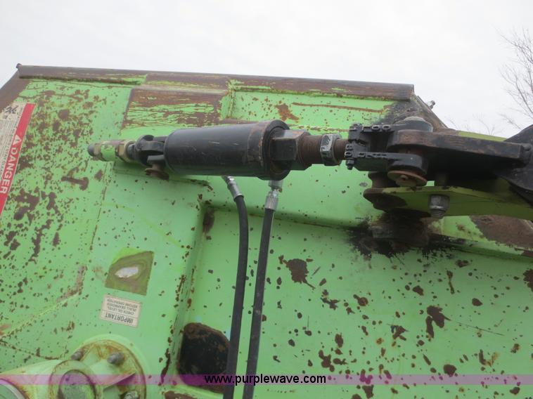 image for item F6810 2001 Schulte XH1500 rotary mower