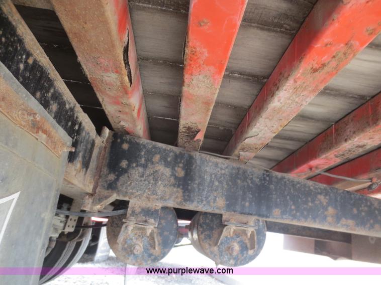 image for item F6812 1996 Landoll 345-31 trailer