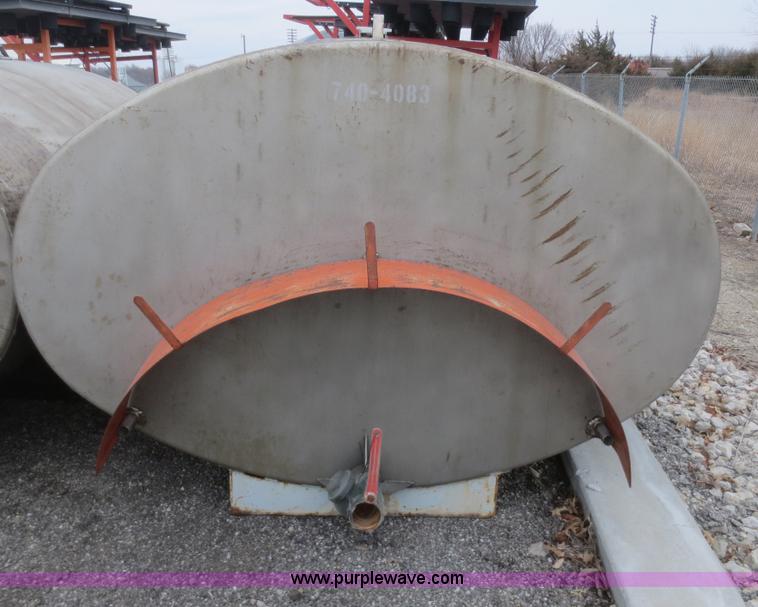 image for item F6814 1993 Hercules 1500 stainless steel water tank