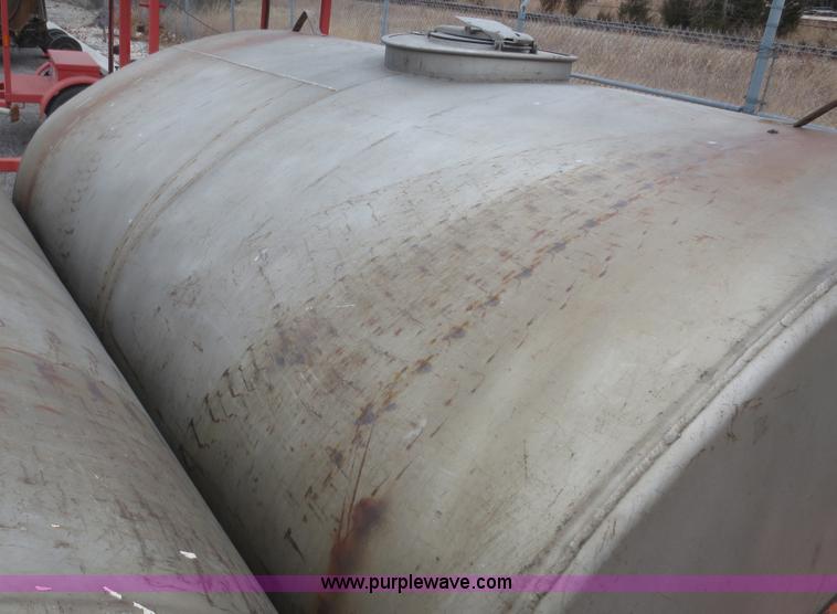 image for item F6814 1993 Hercules 1500 stainless steel water tank
