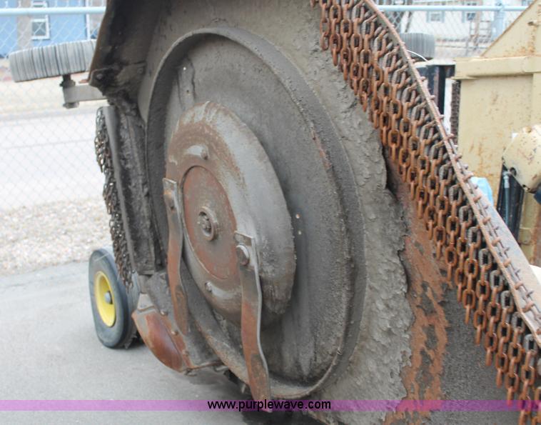 image for item G8206 2005 Land Pride RCB6015 batwing rotary mower